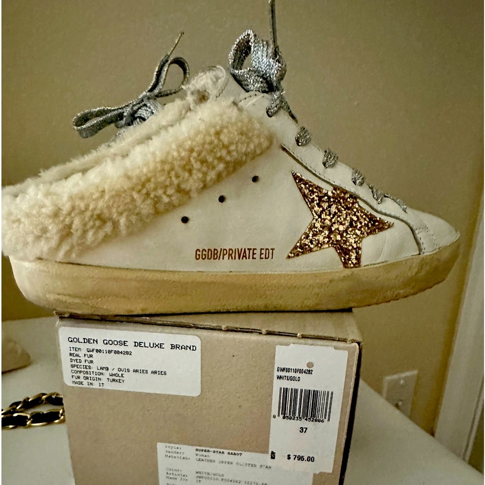 Authentic GOLDEN GOOSE-